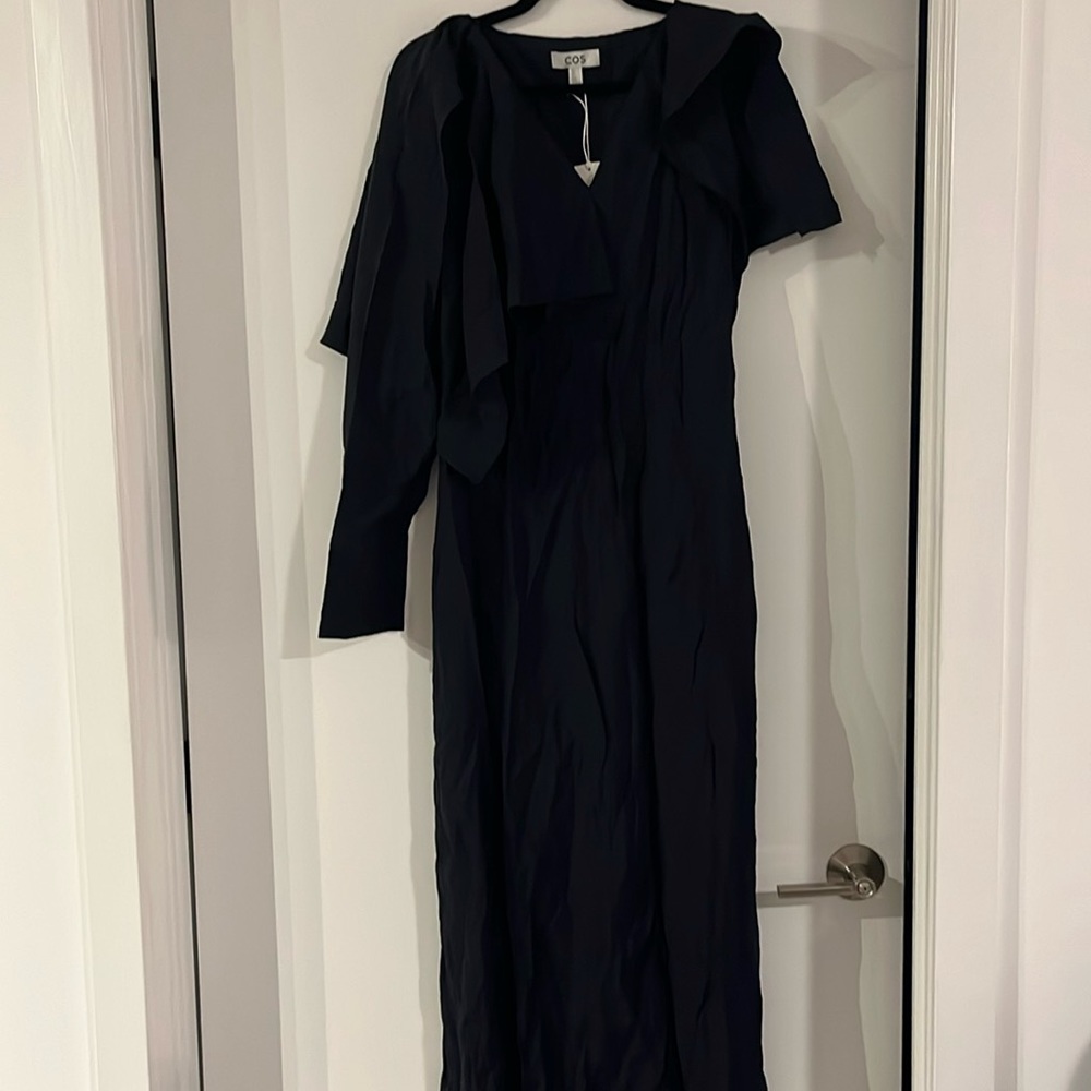 COS NWT One sleeve drape dress in navy